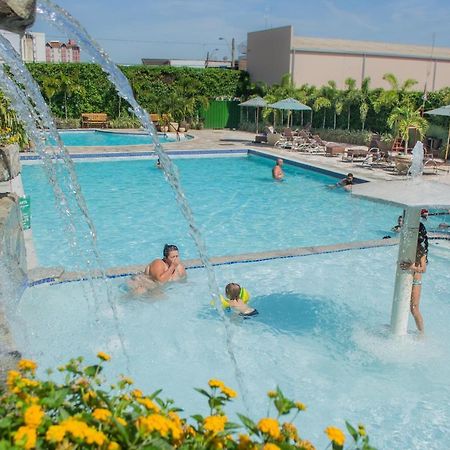 Hotel Itatiaia Das Thermas Caldas Novas Kültér fotó